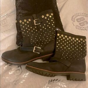 Size 6.5 Sperry black leather & gold tone combat moto boots